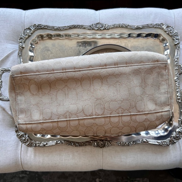 Coach monogram fabric hobo purse - Picture 6 of 9